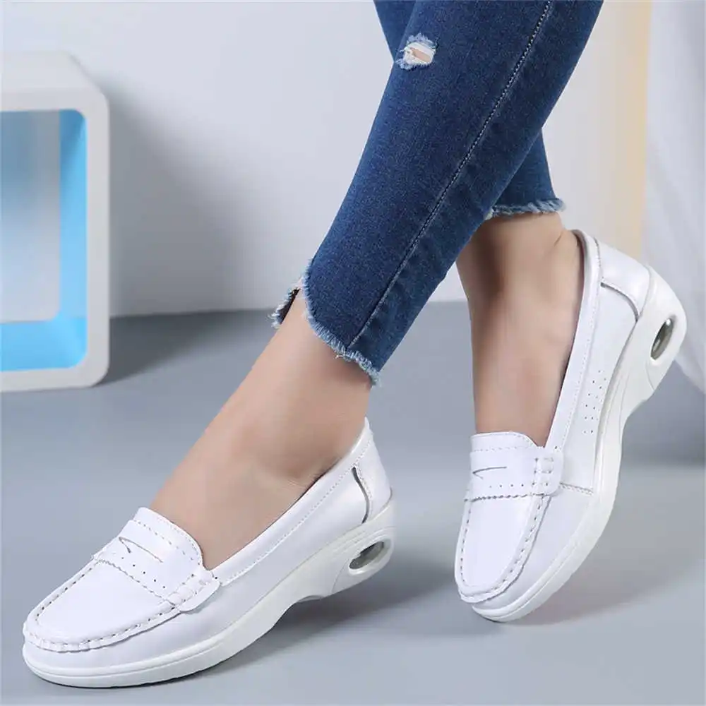 Thick Sole Slipon White Traine - Mens Grooming Kit Uk ulasan dan harga